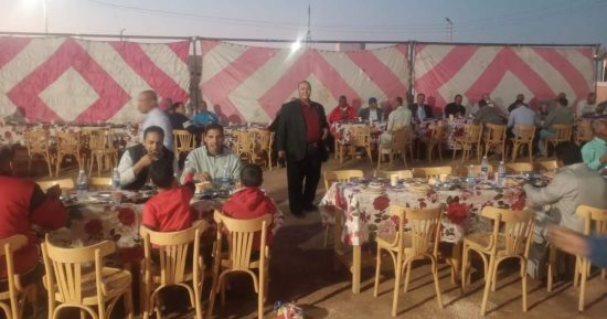 تعليم الوادى الجديد: إفطار جماعي لقطاع تعليم باريس بحضور القيادات التنفيذية.. صور