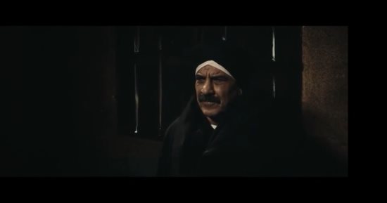 مسلسل عملة نادرة الحلقة 11.. "دمك هيبقى حلال" جمال سليمان يهدد نيللى كريم.. ومحمد لطفى يرسل لها جواباً غرامياً.. وأحمد عيد يقتحم منزل چومانا مراد ويهددها بصور لها على هاتفه.. صور