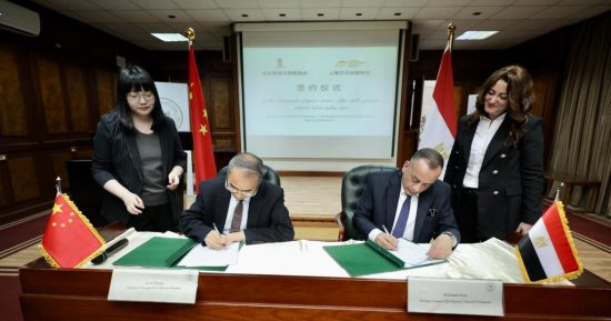 توقيع مذكرة تفاهم فى مجال المتاحف بين المجلس الأعلى للآثار ومتحف شنغهاي   