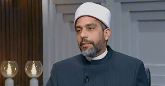 فيديو.. لماذا نرتكب معاصى والشياطين محبوسة؟ (الإفتاء تجيب)