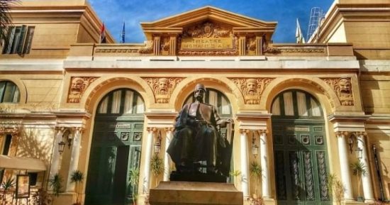 صيانة وترميم واجهة تياترو محمد على بالإسكندرية.. الآثار: مسرح سيد درويش ثاني أكبر دار أوبرا بمصر.. يتمتع بزخارف رائعة تعود إلى عصر النهضة الأوروبية.. و"آثار الإسكندرية": انتهاء الترميم قبل موسم الحفلات الصيفية