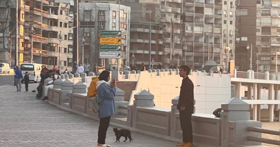 "كورنيش الإسكندرية قبل الفطار حاجه تانية".. تلاوة قرآن وممارسة الرياضة وصيد سمك.. أجواء رمضانية مختلفة.. والمواطنون: بنسلى صيامنا بممارسة أنشطة مختلفة قبل الفطار وخاصة فى الإجازات ونهاية الأسبوع.. صور