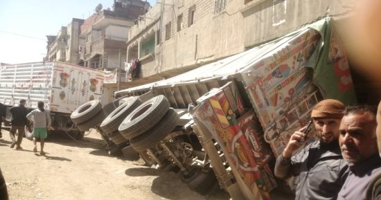 رئيس مركز نبروه يقرر إخلاء منزل بقرية درين بعد انقلاب "مقطورة" عليه