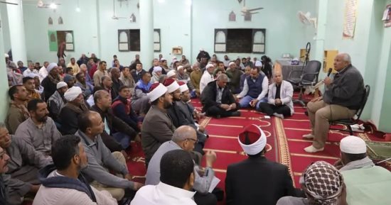 محافظ الوادي الجديد يوجه بطرح مرحلة ثانية من تقسيمات الأراضى بقرية اللواء صبيح