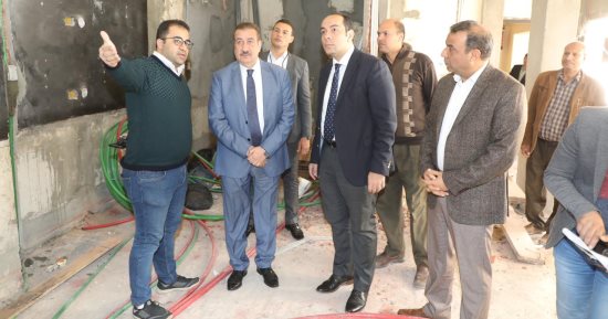 محافظ المنوفية يتفقد تجهيزات إنشاء مركز سيطرة الشبكة الوطنية للطوارئ