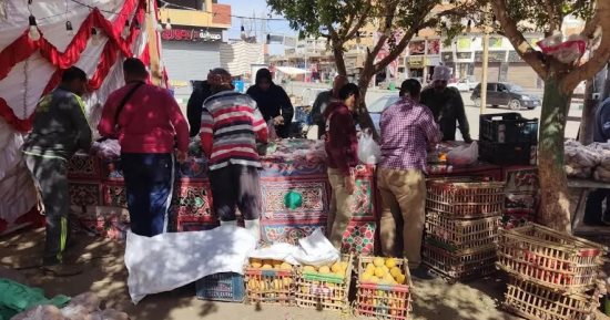 محافظة الوادى الجديد تطرح لحوم وخضروات وسلع غذائية بأسعار مخفضة فى منافذها