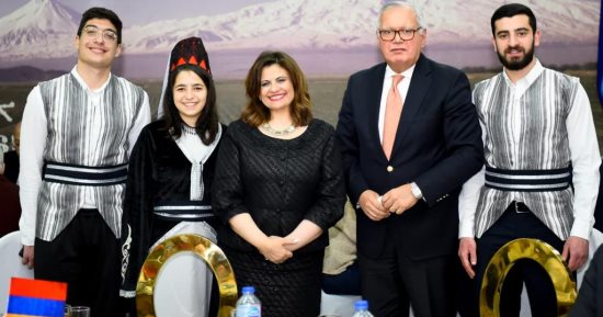 وزيرة الهجرة تشارك فى حفل إفطار مع رموز الجالية الأرمينية فى مصر