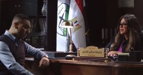 ملخص أحداث مسلسل جميلة الحلقة 13.. شهيرة تخرج من ورطة الفيديو المسرب بمساعدة طارق.. ملف مشين وقضايا ضد مى خطيبة أكرم.. ريهام حجاج تشك فى شيرى وهشام.. وسر ارتباك شهيرة