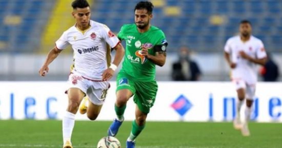 الوداد يتحدى الرجاء فى ديربى نارى لخطف قمة الدورى المغربى