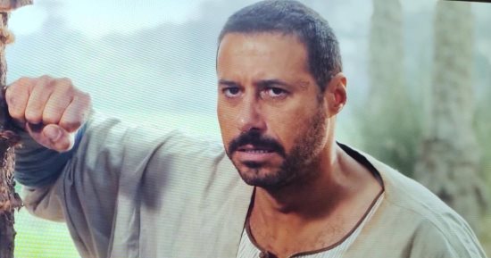 مسلسل سره الباتع الحلقة 15.. قتل الشيخ سليم.. وحامد يقرر الثأر من القائد الفرنسي بيلو.. حنان مطاوع ترفض أخذ عزاء والدها.. وظهور الراحل وائل الإبراشي في أحداث الحلقة.. والجماعة الإرهابية تجند أحمد وفيق