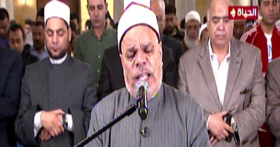 قناة الحياة تنقل صلاة التراويح من مسجد الحسين.. وأحمد تميم المراغى يؤم المصلين