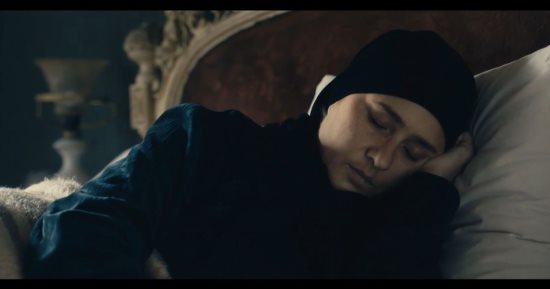 مسلسل عملة نادرة الحلقة 14.. نيللى كريم تذهب للشهر العقارى للتنازل عن الأرض