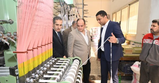 وزير الصناعة: مجمع الصناعات النسيجية بالغربية يضم611 وحدة متخصصة