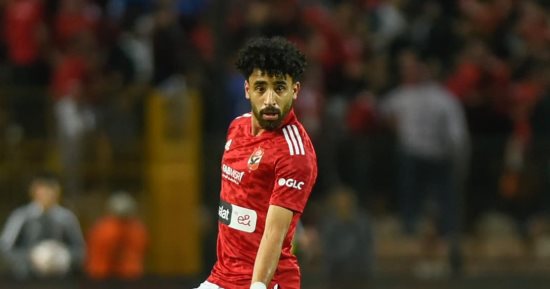 مروان عطية يعود لتشكيل الأهلى أمام سموحة فى الدوري 