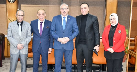 جامعة قناة السويس: خصم 50% للنادى الإسماعيلى بملاعب كرة القدم بالجامعة
