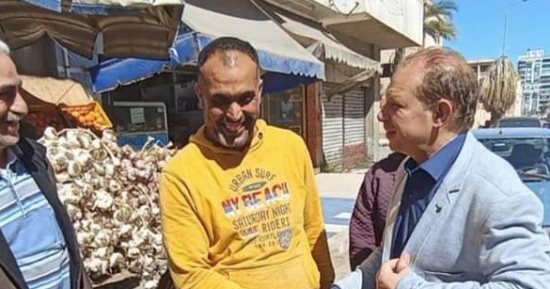 بورسعيد تبدأ تطبيق منظومة الجمع المنزلى للمخلفات .. "المناخ" أول الأحياء على مستوى المحافظة والعمل يشمل 23 منطقة.. رئيس الحى يطرق أبواب المنازل للاطمئنان على سير المنظومة ويكلف العاملين بالجمع صباحا ومساء.. صور
