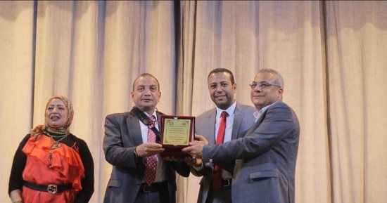 رئيس جامعة بنى سويف يحضر احتفالية "طلاب من أجل مصر" وسط أجواء رمضانية