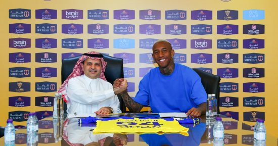 النصر السعودي يجدد عقد نجمه البرازيلي تاليسكا حتى 2026
