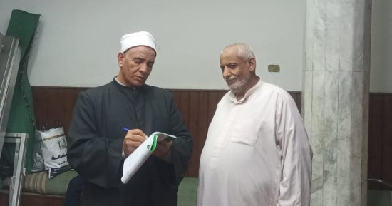 وكيل أوقاف الإسكندرية يجرى جولة مفاجئة لمساجد شرق.. اعرف التفاصيل