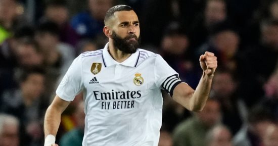 برشلونة ضد ريال مدريد.. ترتيب بنزيما فى قائمة مسجلى الهاتريك بكامب نو