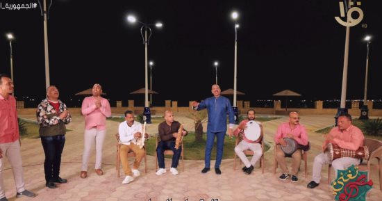 "مصر تغني" يستعرض رحلة السمسمية فى السويس وارتباطها بمدن القناة