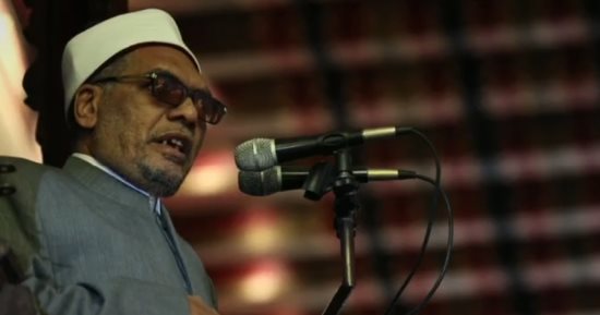 خطيب الجامع الأزهر: صيام رمضان فرصة لتطهير النفوس من قيد المطامع الشخصية