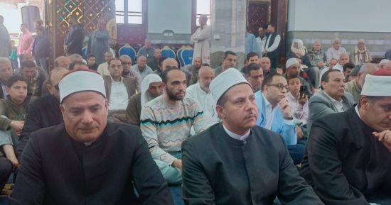 افتتاح 4 مساجد بتكلفة 10ملايين جنيه بالجهود الذاتية فى كفر الشيخ.. صور