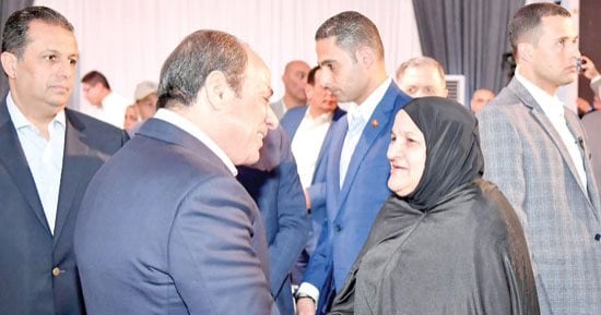يوسف أيوب يكتب: من الأسمرات.. مصر تتحدث.. الرئيس السيسى يعيد بناء جدار الثقة لأهالينا قاطنى العشوائيات ويحولهم من قنبلة موقوتة إلى طاقات عمل.. اليوم نحصد ثمار ما فعله من خير وجهد لتحسين حياة المواطنين