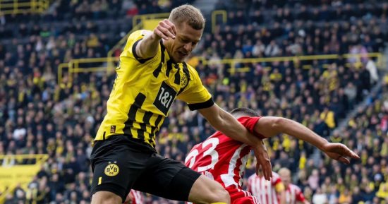 دورتموند يتقدم على يونيون برلين بهدف بالشوط الأول