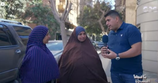 أحمد رأفت يهدى مواطنين مبالغ مالية فى "ناسها البسيطة" على CBC
