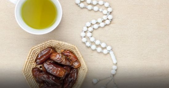 مع ارتفاع درجات الحرارة.. كيف تحافظ على ترطيب جسمك وقت الصيام؟