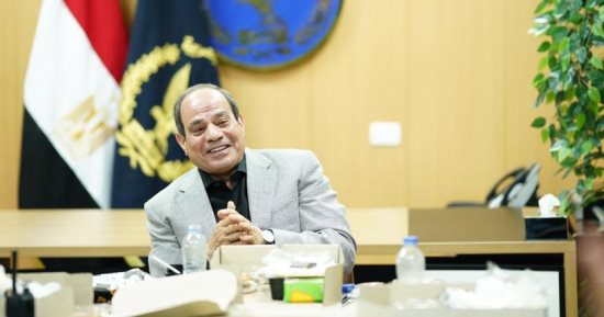 الرئيس السيسي يتناول الإفطار مع ضباط وأفراد قسم أول مدينة نصر للاطمئنان على جودة الخدمات المقدمة