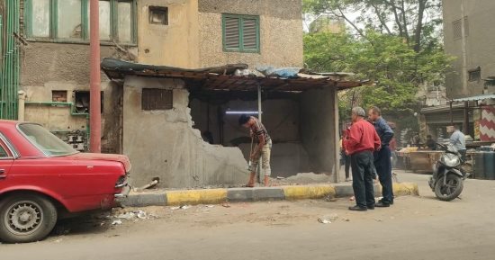 استجابة للمواطنين.. إزالة الإشغالات بشوارع العامل الأول وطلعت حرب فى إمبابة