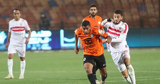 60 دقيقة.. الزمالك يحافظ على تقدمه أمام البنك الأهلى.. صور