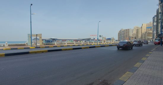 تقلبات جوية ربيعية بالإسكندرية.. طقس غائم وانخفاض فى درجات الحرارة ونشاط فى حركة الرياح.. توقعات بأمطار رعدية بنسبة 50%.. المحافظ يرفع حالة الطوارئ وانعقاد مستمر لغرفة العمليات بالمحافظة.. صور