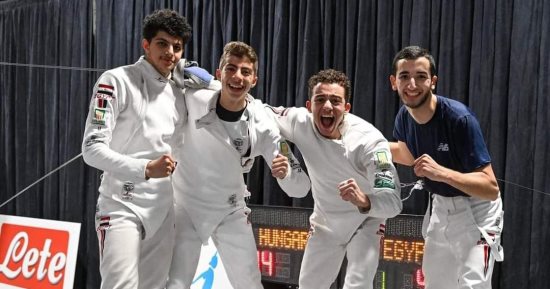 منتخب مصر لسلاح سيف المبارزة يتأهل لربع نهائى بطولة العالم  