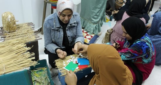 الفلكلور والحرف التراثية فى معرض فنى بـ"نوعية المنوفية".. صور