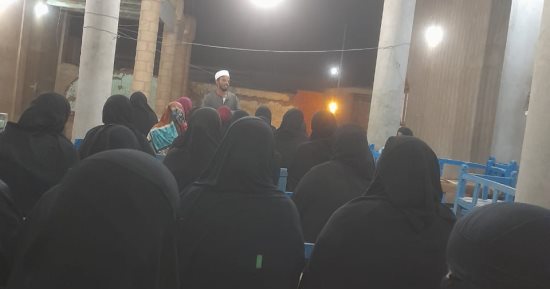 قومى المرأة ينظم 26 جلسة للتوعية المجتمعية داخل قرى حياة كريمة بأسوان
