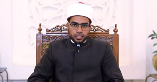 "حكم من أكل وشرب وتبين أن الفجر أذن" فتوى رمضانية