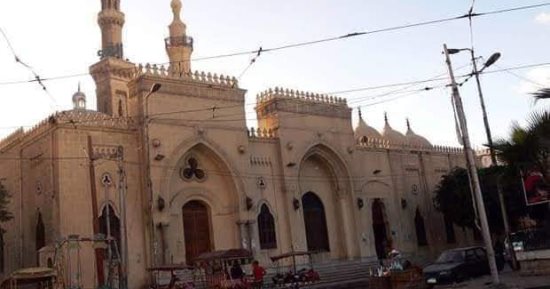 مسجد البوصيرى الأثرى بالإسكندرية.. ترك وظيفته ووهب حياته للتصوف ومدح الرسول