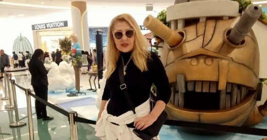 نادية الجندى "كاجوال" فى أحدث ظهور لها 
