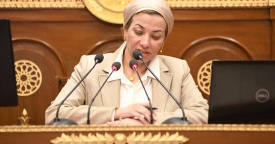 وزير البيئة تعرض ملامح تعزيز الحكومة للاقتصاد الدوار للاستفادة من الموارد الطبيعية 
