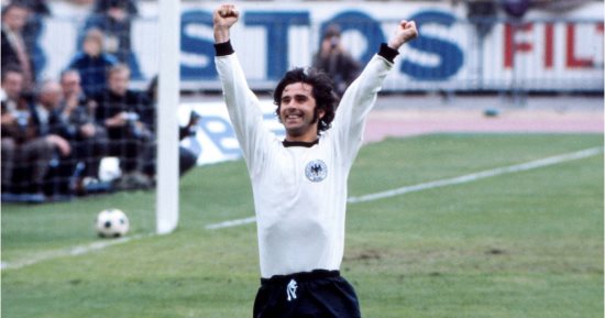 جول مورنينج.. مولر يصعق هولندا بهدف تاريخى فى نهائى كأس العالم 1974
