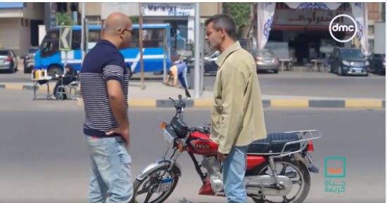 برنامج "حياة كريمة" يهدى "عم محمد" 20 ألف جنيه لتجهيز ابنته