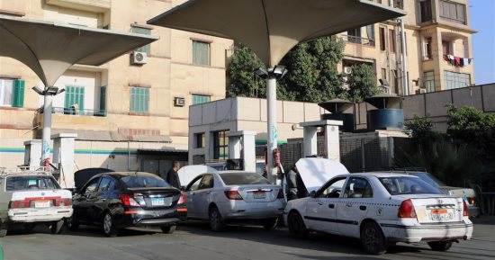 "تموين الإسكندرية" تشن حملات على محطات الوقود.. وتؤكد توافر المواد البترولية
