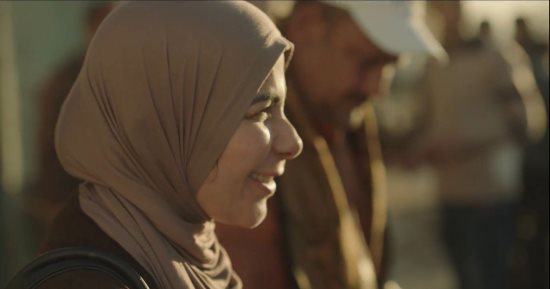 مسلسل تحت الوصاية الحلقة 5.. دياب يتهم منى زكى بسرقة المركب ونزولها لبيع الجمبرى فى السوق.. حنان تضطر للبيع بسعر أرخص بعد تضييق كبار تجار السوق.. وتطلب من حماها التنازل عن وصاية أبنائها قبل هروبها