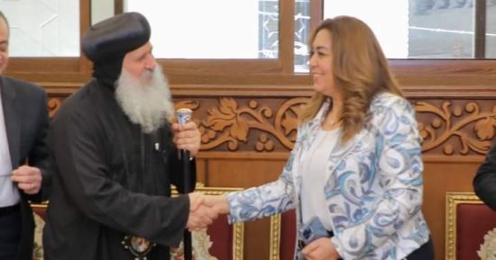 محافظ دمياط تزور كنيسة العذراء مريم لتقديم التهنئة بمناسبة عيد القيامة المجيد