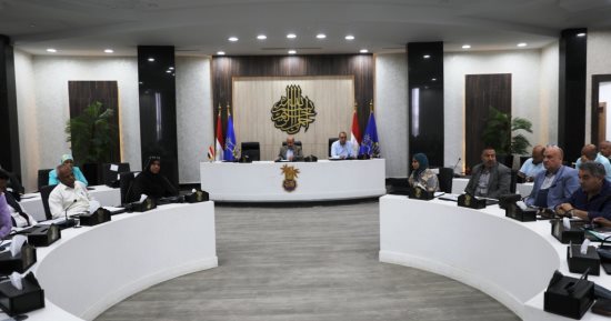 محافظ أسوان: لن نسمح بانخفاض معدلات تنفيذ البنية التحتية بـ"حياة كريمة"    