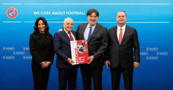 ملف مشترك بين بريطانيا وأيرلندا لاستضافة يورو 2028 فى مواجهة تركيا