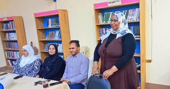"ثقافة أسوان" ينظم أمسية ثقافية بالمكتبة العامة بحى السلام بالعلاقى.. صور